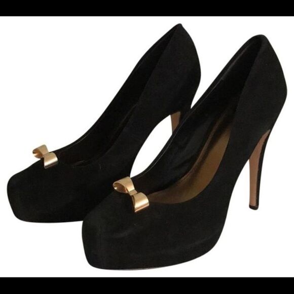 Dolce Vita Black Suede Pumps with Gold Bow - Picture 1 of 6